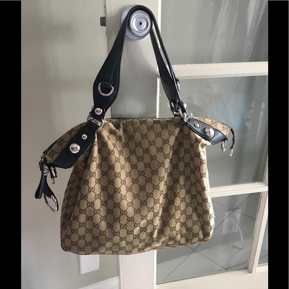 Authentic Gucci hobo bag for @closetfreek1