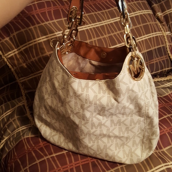 Michael Kors Shoulder Bag - Picture 3 of 5