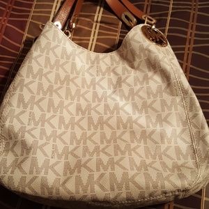 Michael Kors Shoulder Bag