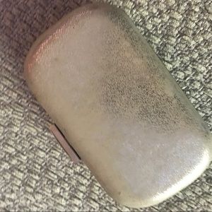 Fancy hand clutch