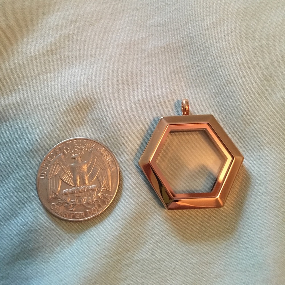 Origami Owl rose gold locket (no chain)
