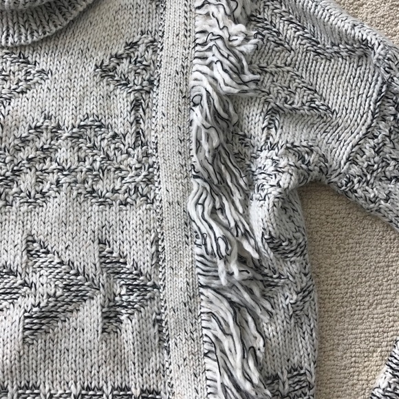 Lucky Brand Fringe Front Sweater - Picture 2 of 4