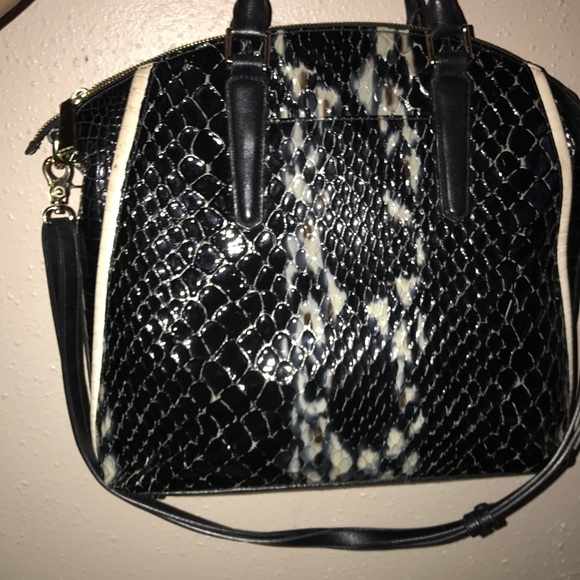 Brahmin 2017 snakeskin - Picture 3 of 3