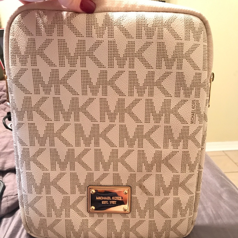 Michael Kors IPad case