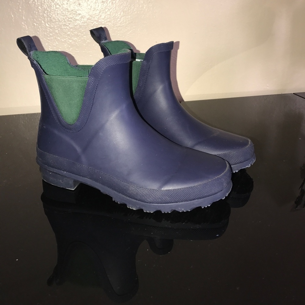 Chaps Rain Boots!😍🌧💦