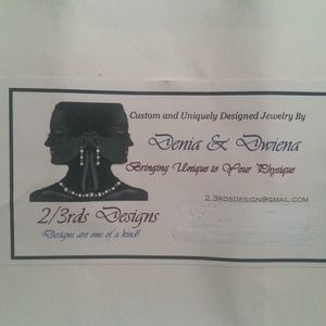 Meet your Posher, Denia/dwiena