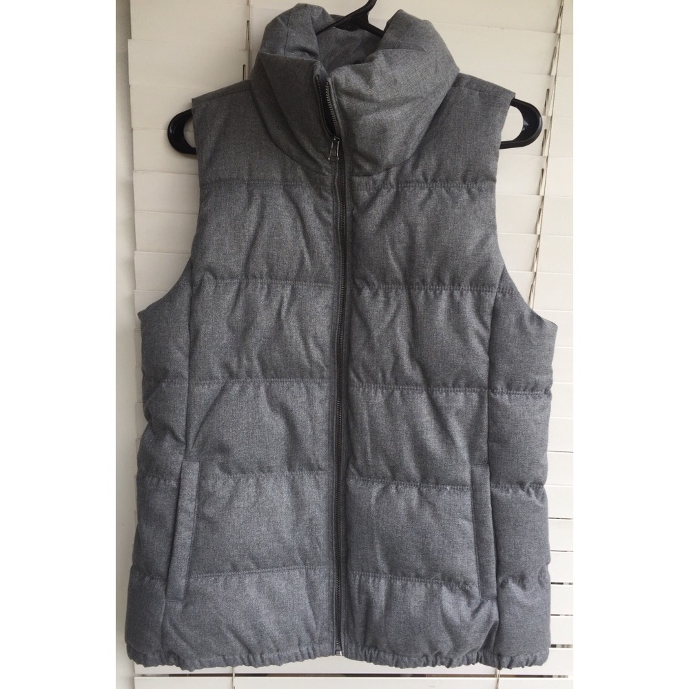 Grey puffy vest