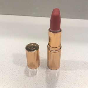 Charlotte Tilbury Matte Revolution Sexy Sienna