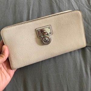 Michael Kors Envelope Wallet