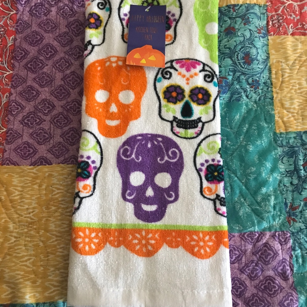 SUGAR SKULL HAND TOWELS SET OF 2