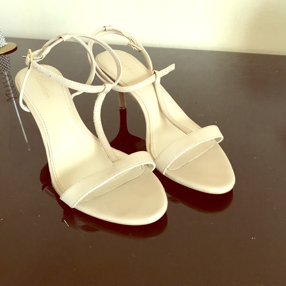 Nude Calvin Klein Heels!👡