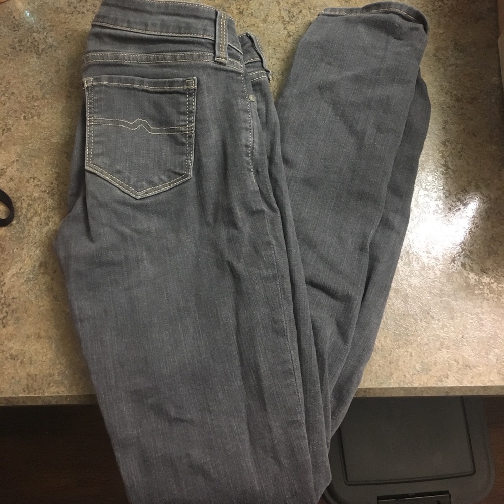 Skinny jeans