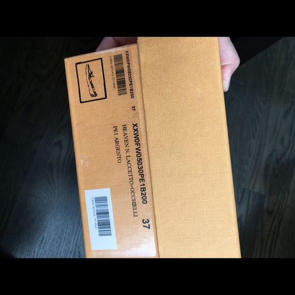 Tod's Driving Shoes - Picture 3 of 6