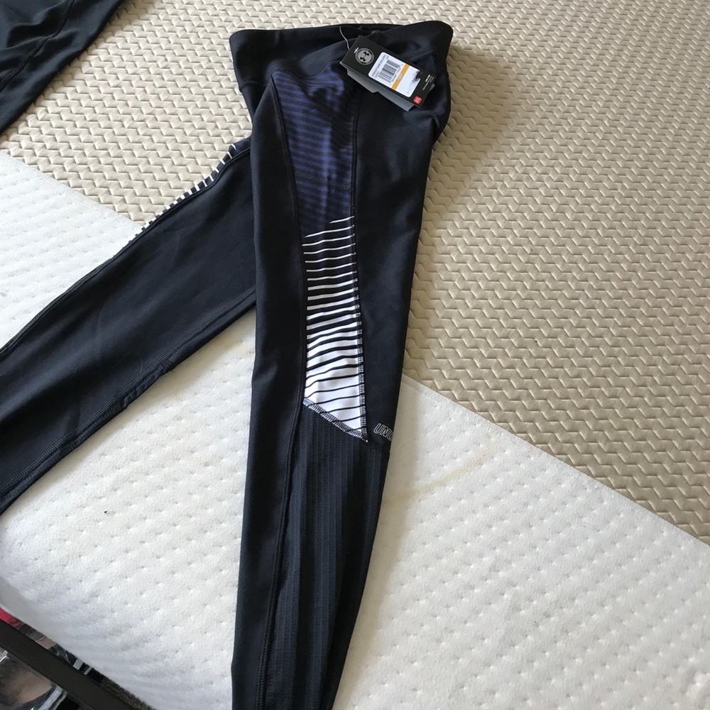 Jogging pants - Picture 4 of 4