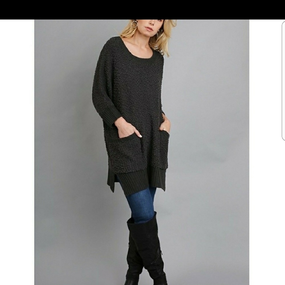 😄 1 LEFT! (L) SALE! Super Soft Tunic Sweater