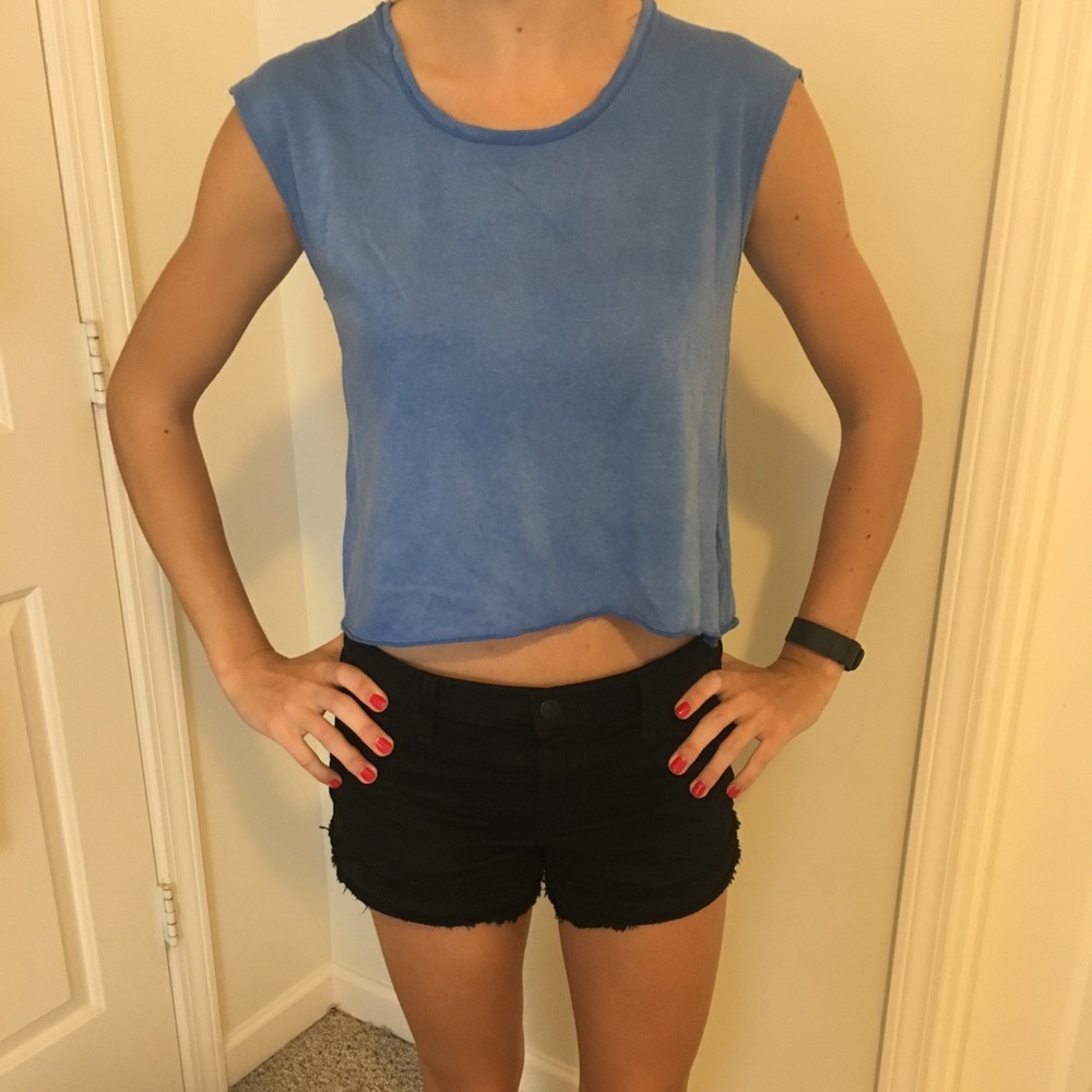 Alice and Olivia Cropped Short Sleeve Tee