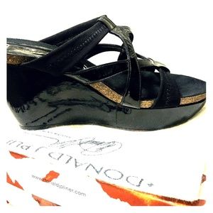 Donald J Pliner wedges