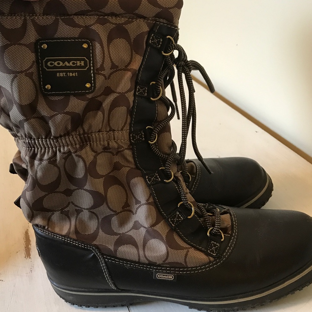 Coach boots
