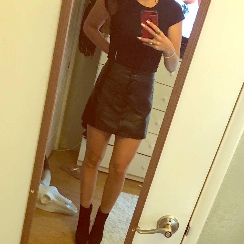 H&M Faux Leather Skirt (Black)