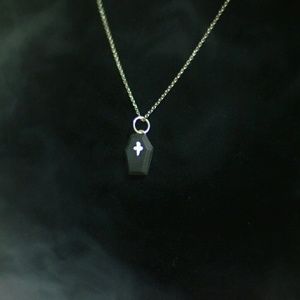 Coffin Necklace ⚰⚰⚰ Cute Halloween Jewelry