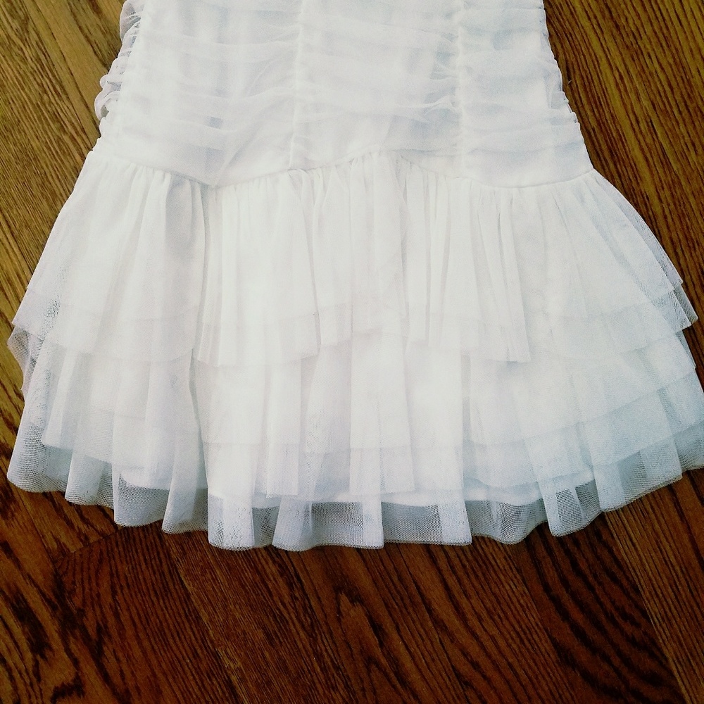 Beautiful Flowy Ruffle Ivory Dress - Picture 3 of 3
