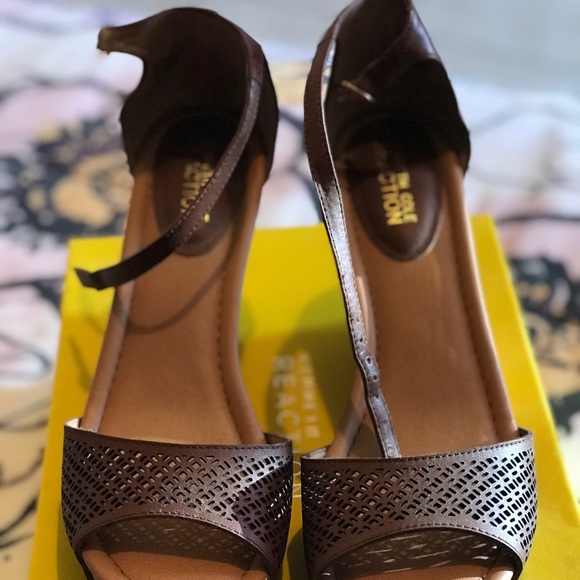 High heels - Picture 2 of 3