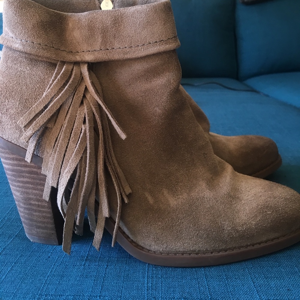 Jessic Simpson suede fringe booties