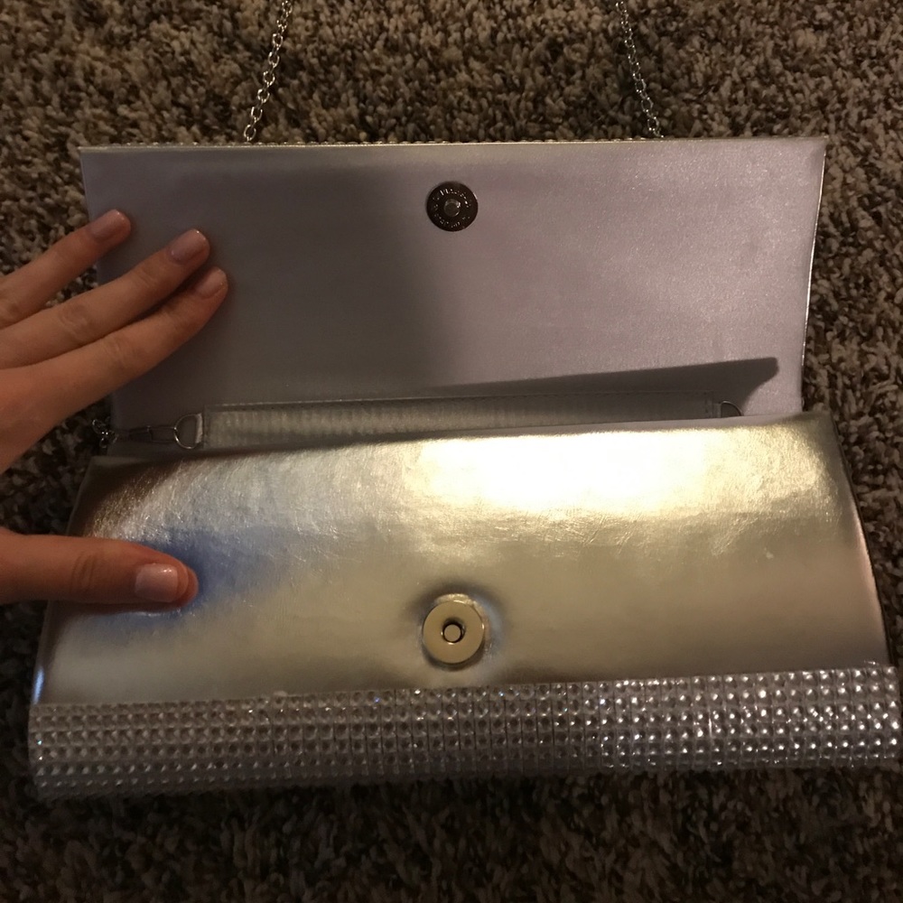 Sparkly silver clutch/bag - Picture 3 of 6