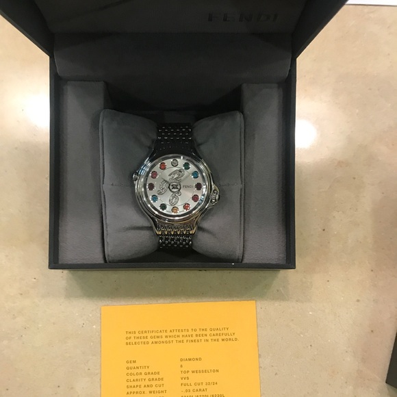 Fendi Crazy Carats Watch in MINT condition - Picture 3 of 8