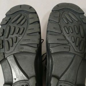 Ozark trail Snow boots