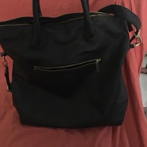 Hand bag