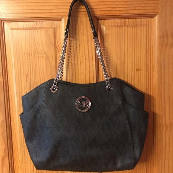 Michael Kors Jet Set Travel Tote - Picture 1 of 4