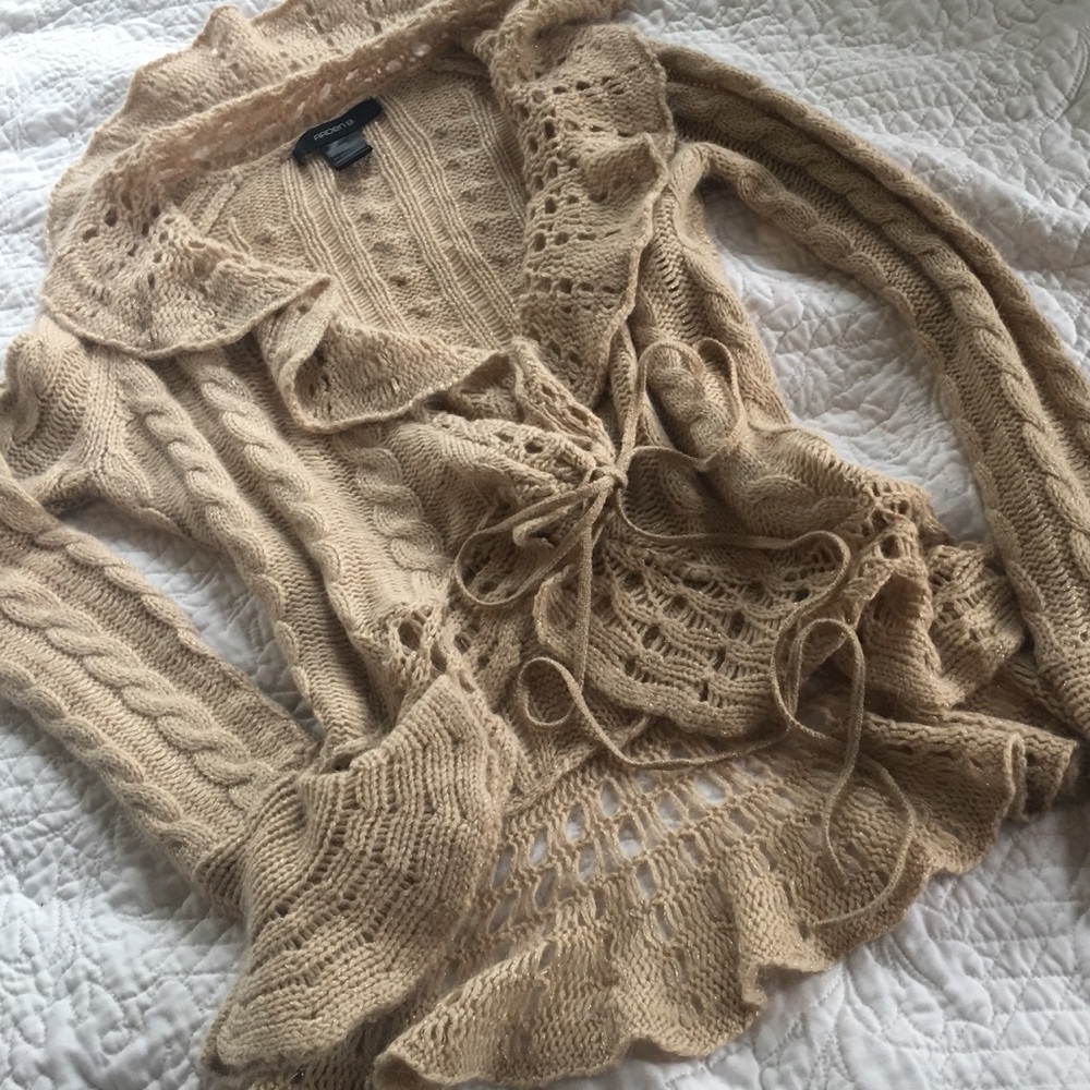 Arden B lightweight cream and gold sweater