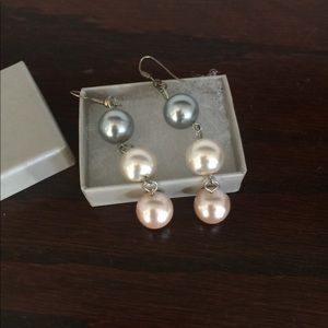 Pearl earrings