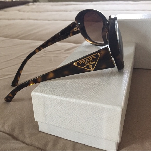PRADA sunglasses main image 6