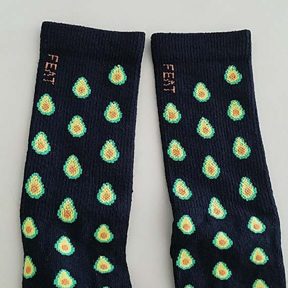 1 left 🥑🥑NEW AVOCADO socks - Picture 2 of 6