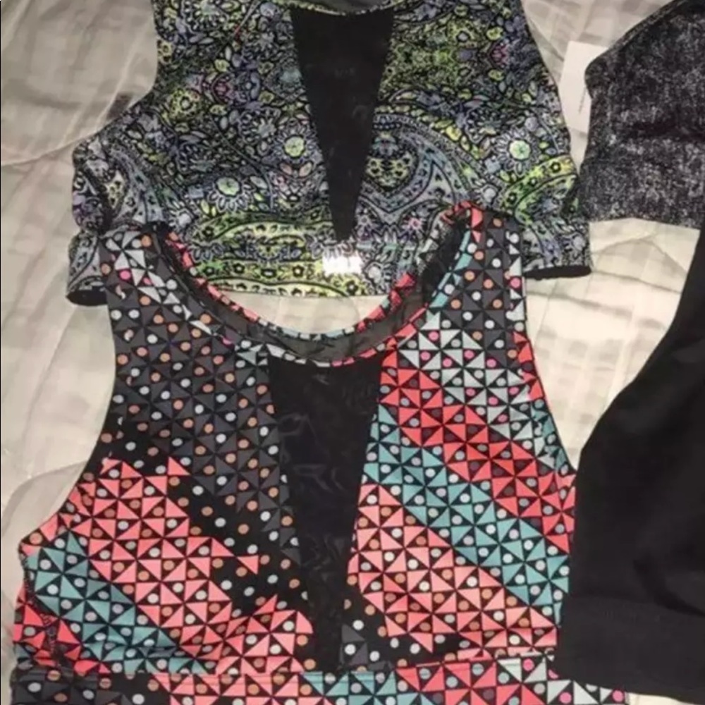 2 nwt Victoria secret sports bras extra small