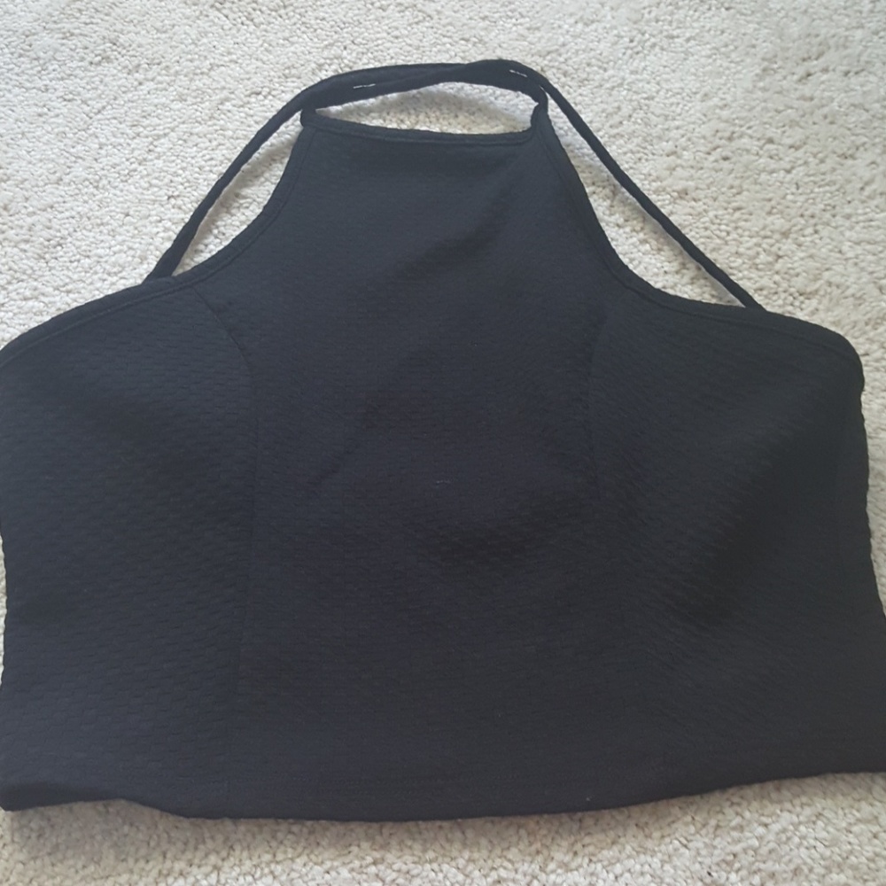 Black crop top