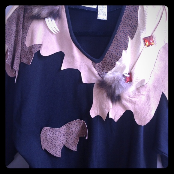 😊😊Faux Fur Top - Picture 3 of 5