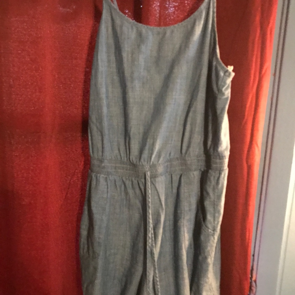 Only worn once! - Picture 4 of 8