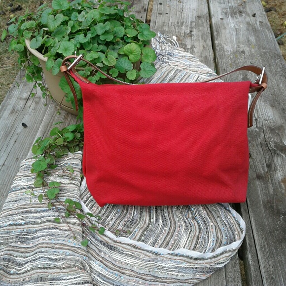 Dooney & Bourke red canvas shoulder bag - Picture 2 of 5