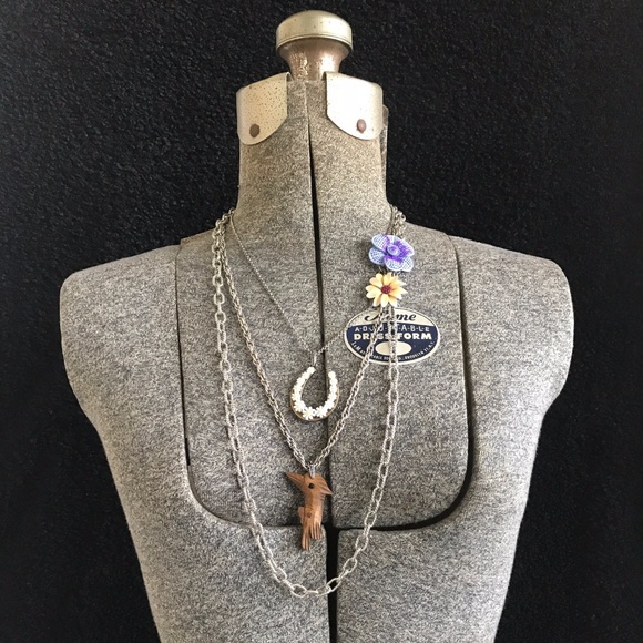 NWT LUCKY BRAND Retro Wood Pecker Multi Strand Horse Shoe Necklace - Picture 1 of 9