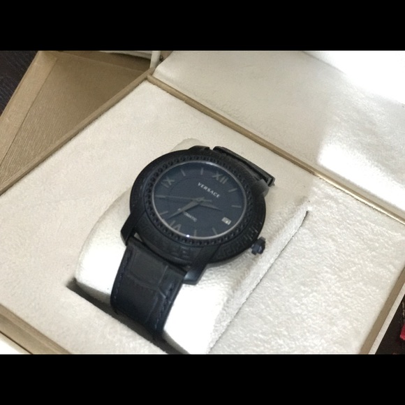 Versace watch navy blue authentic main image 4