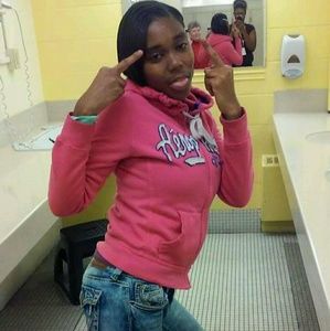 Meet your Posher, Ciera