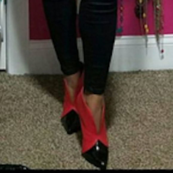 Camila - Picture 6 of 6