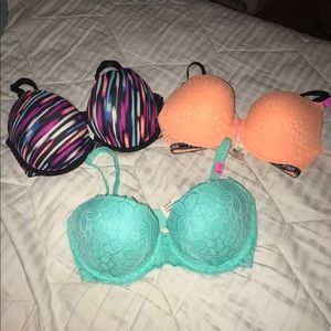 NWT 32DD Pink Push Up Bra