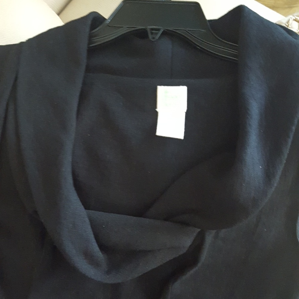 Black A-line knee length dress with back split