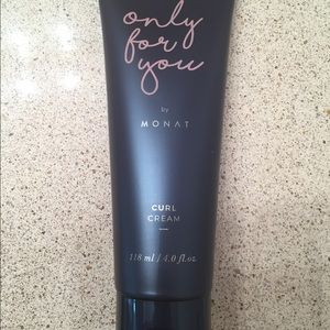 Monat Curl Cream