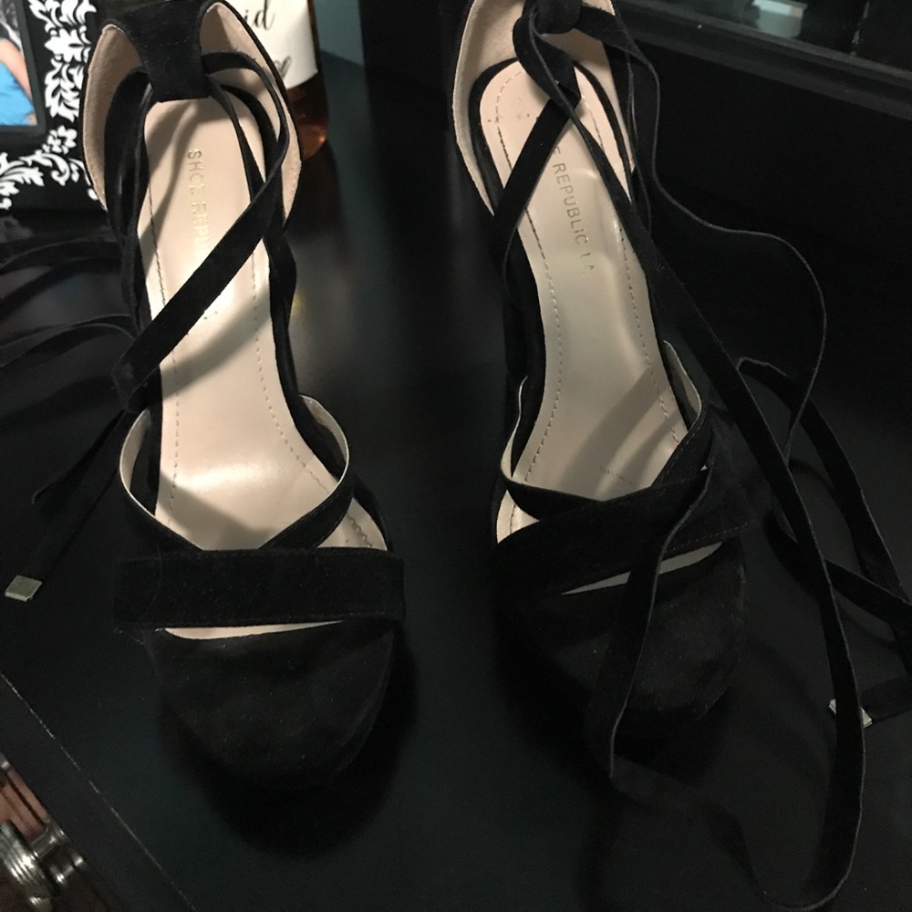 Black heels