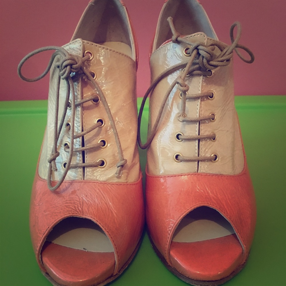 NWOT Butter Open Toe Oxfords